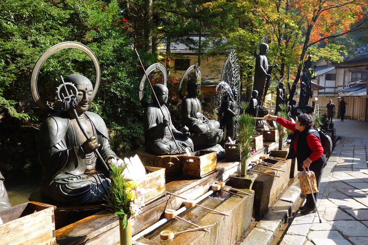 高野山 奧之院 燈籠堂